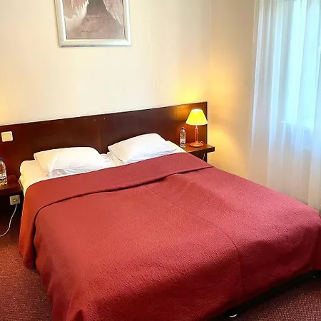 Lucky Fish Guest house *